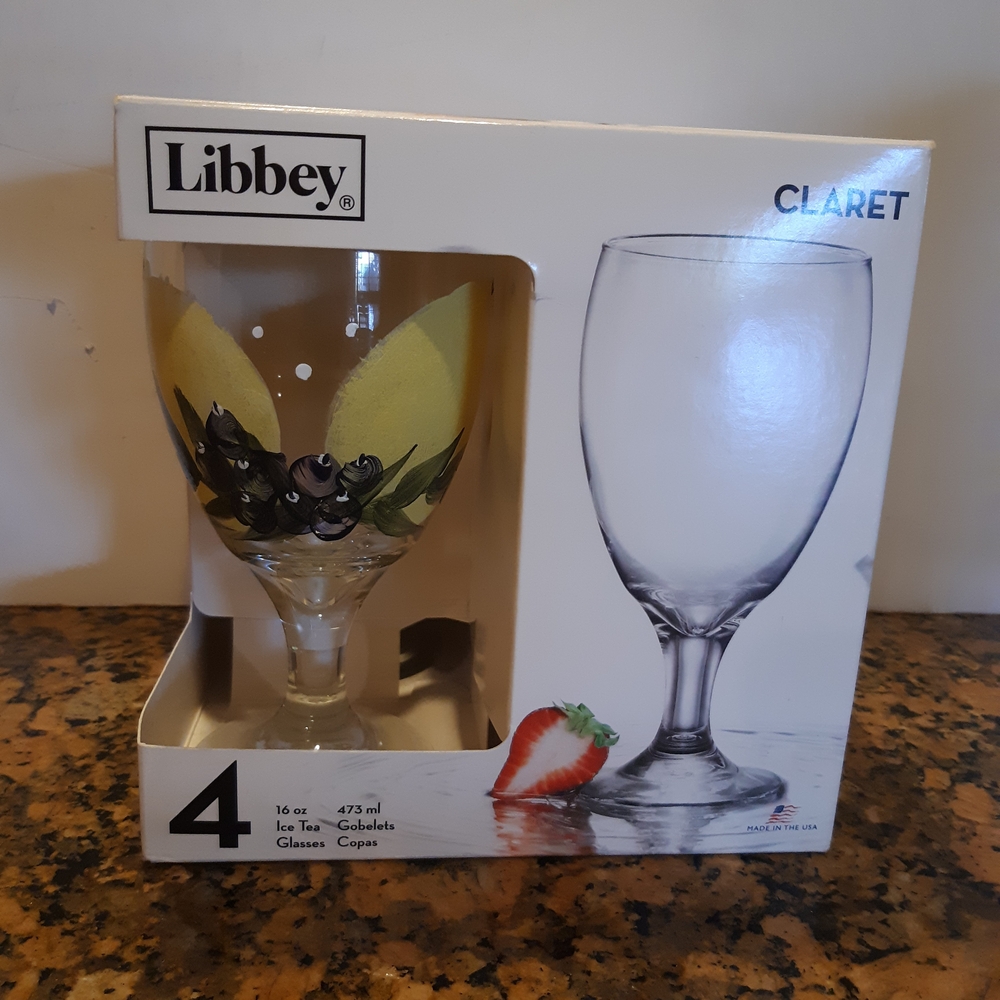 Libbey Yellow and Black Drinkware Set for Dining